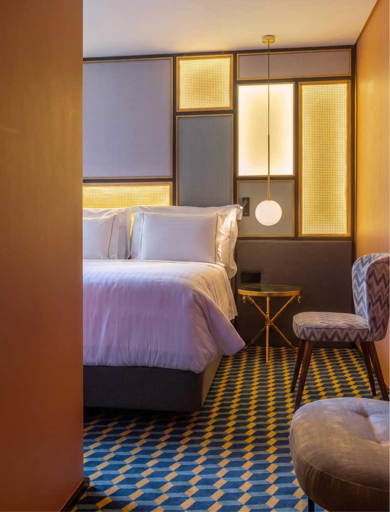Porto Hotel & Suites