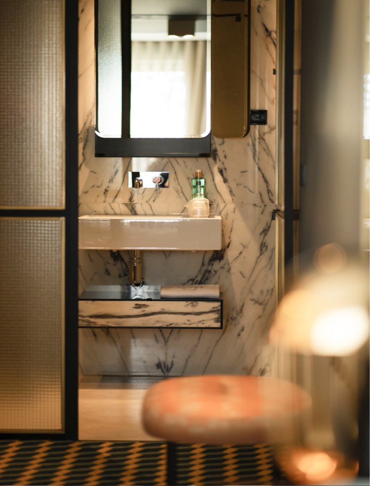 Porto Hotel & Suites