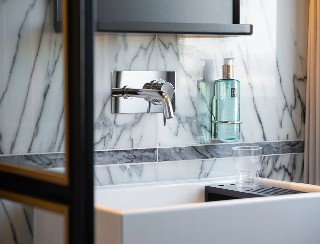 Porto Hotel & Suites