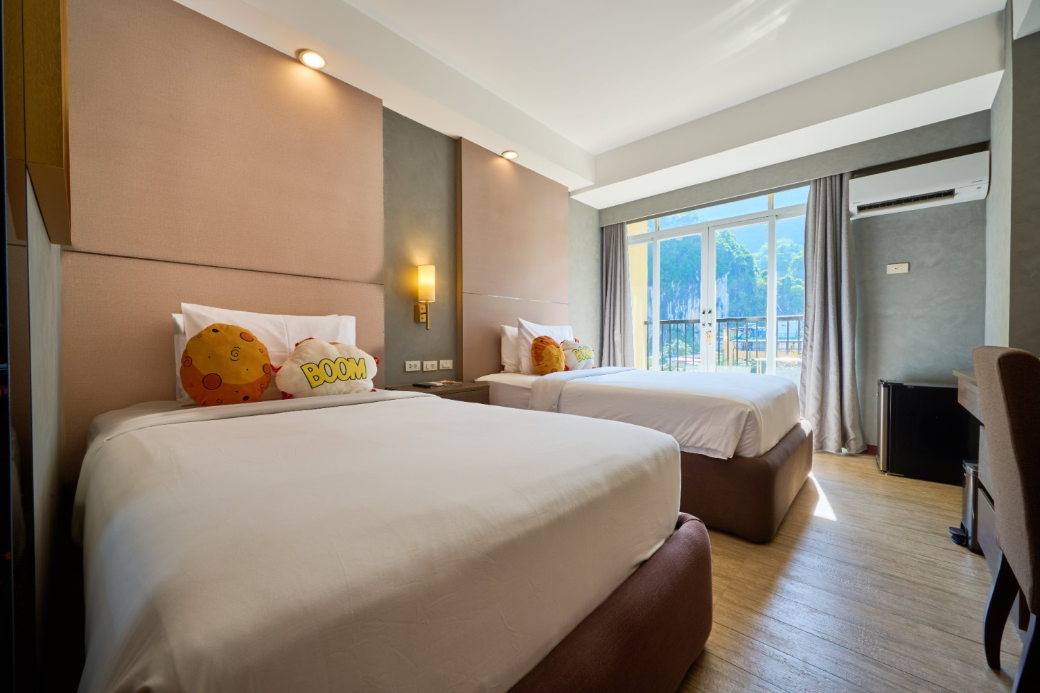 Deluxe Twin with Mountain View at S Resort El Nido