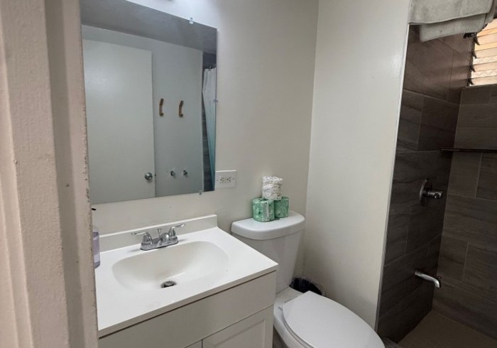 4-Bed Co-Ed Dorm — photo 4