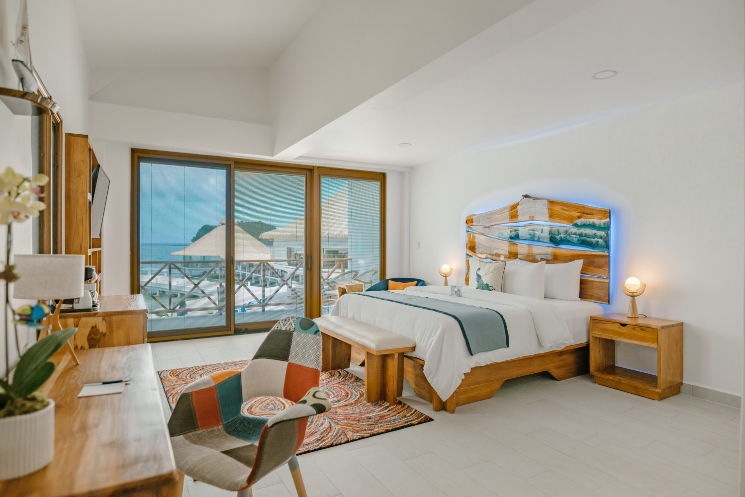 Deluxe King Ocean View