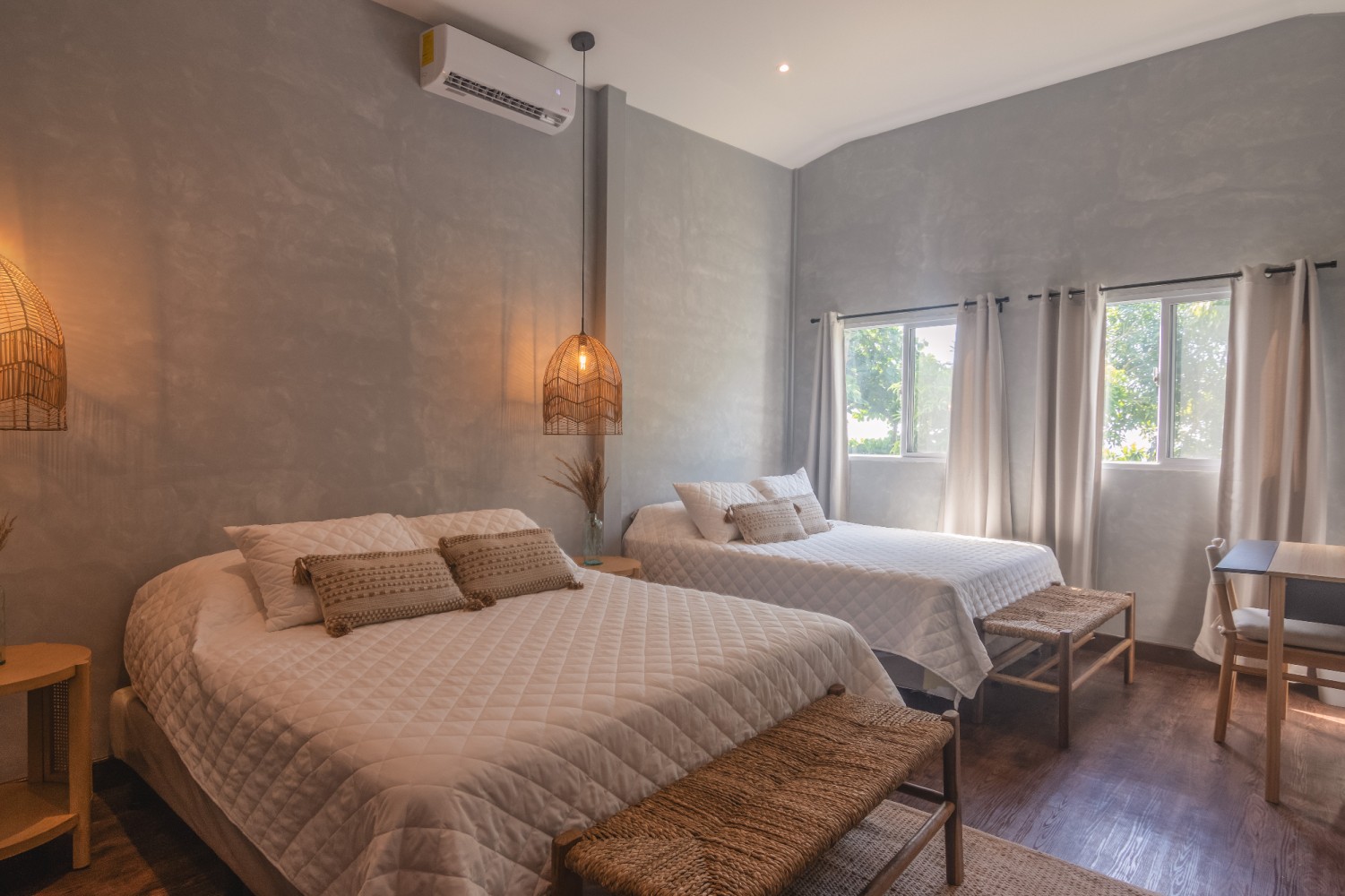 Deluxe Studio Apartment — Sea View 9