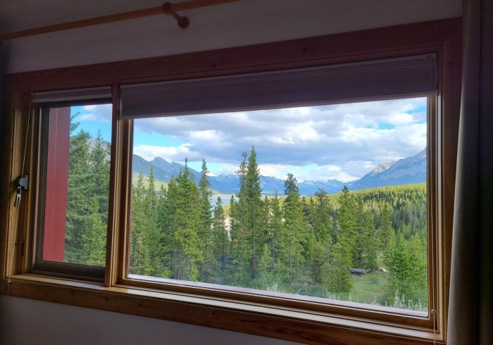 Corner Room Mountain View